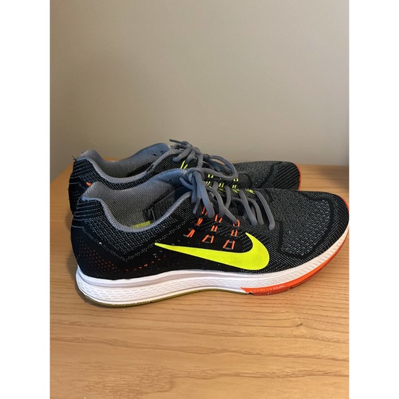 Nike Other - Nike Air zoom structure  18 Mens size 10 running shoes